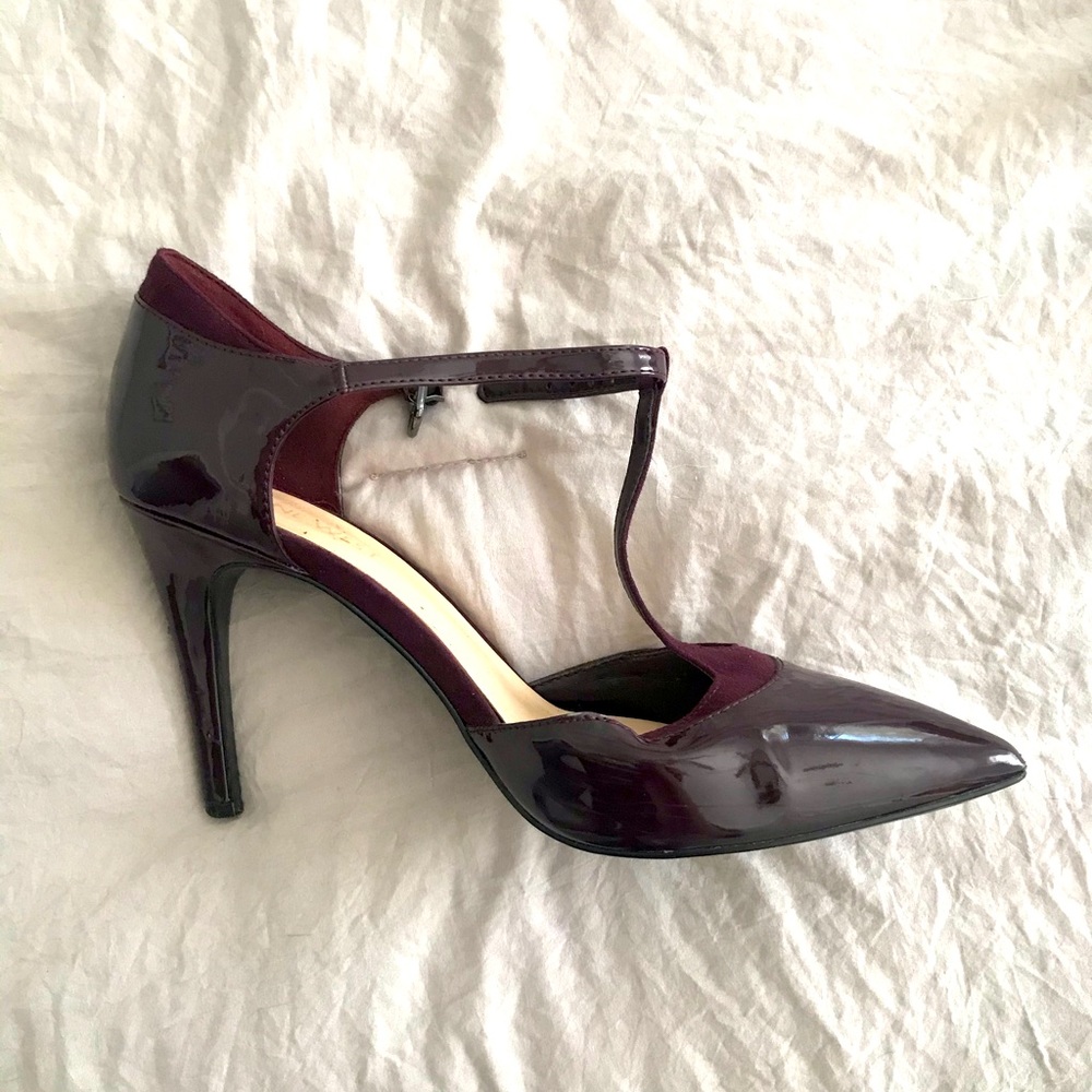 Nine West strappy heels